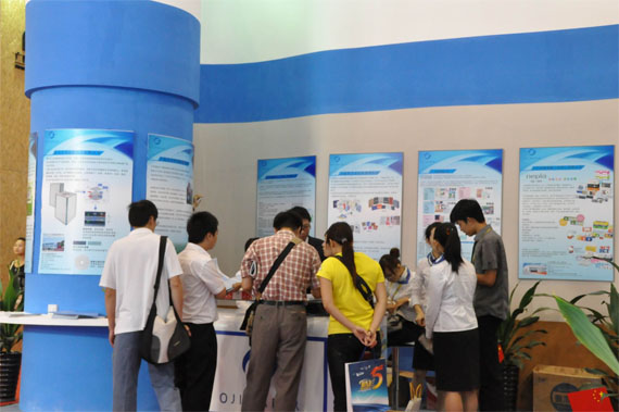 1560475387.jpg 21011028h.jpg