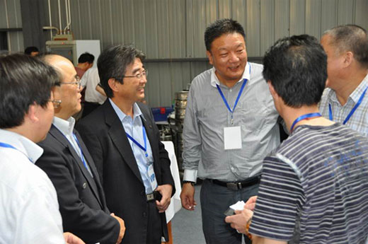 1560479517.jpg 20090626a.jpg