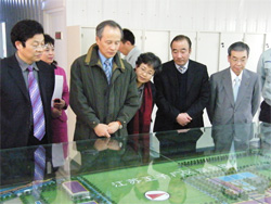 1560481147.jpg 20090212b.jpg